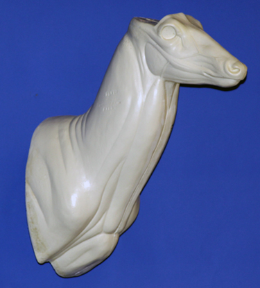 C113 Upright Buck Shoulder