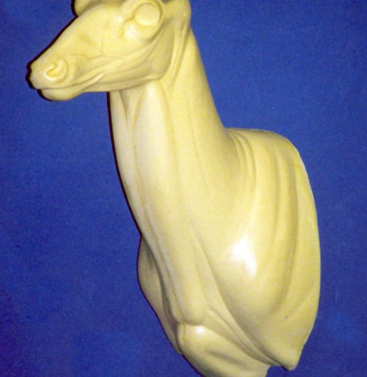 MD015 Upright Buck Shoulder