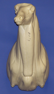 MD024 Upright Buck Shoulder