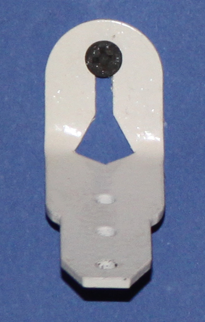 CH094 Euro Skull Hanger