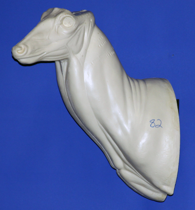 C082 Upright Buck Shoulder