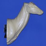 C085 Upright Buck Shoulder